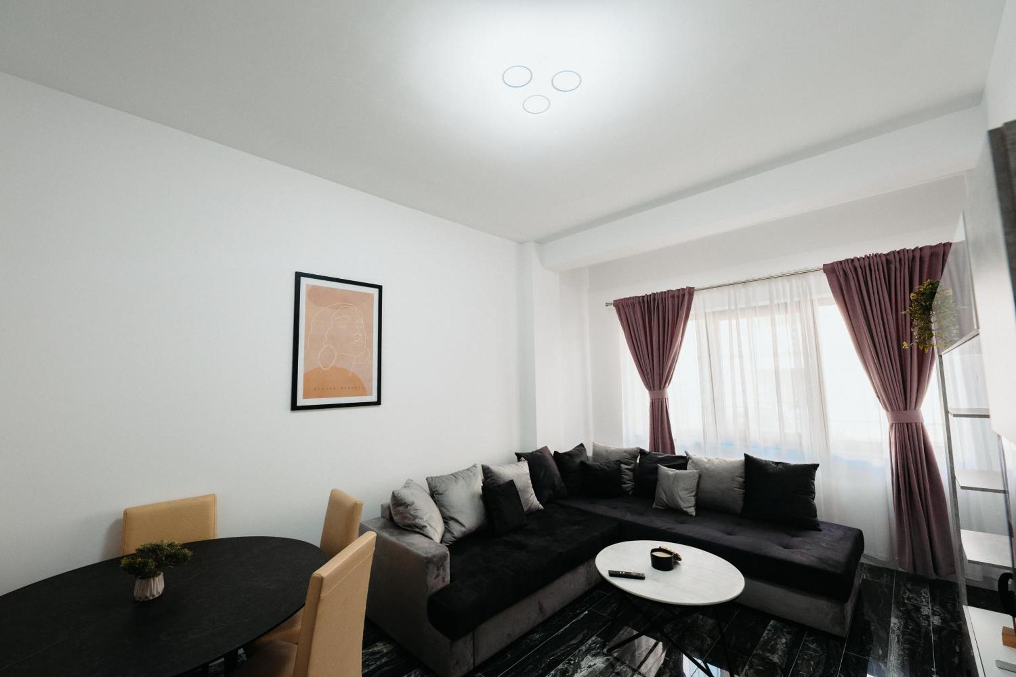 Luxury Cozy Apartments Suceava Buitenkant foto