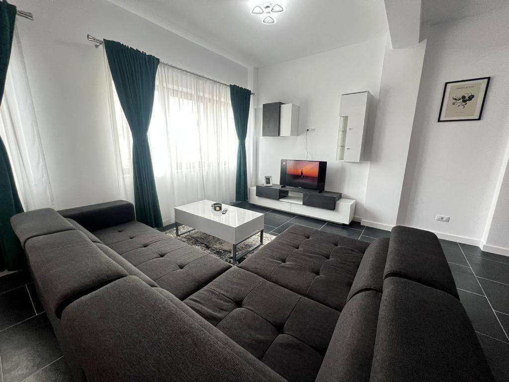 Luxury Cozy Apartments Suceava Buitenkant foto